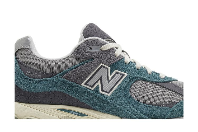 New Balance 2002R New Spruce Magnet