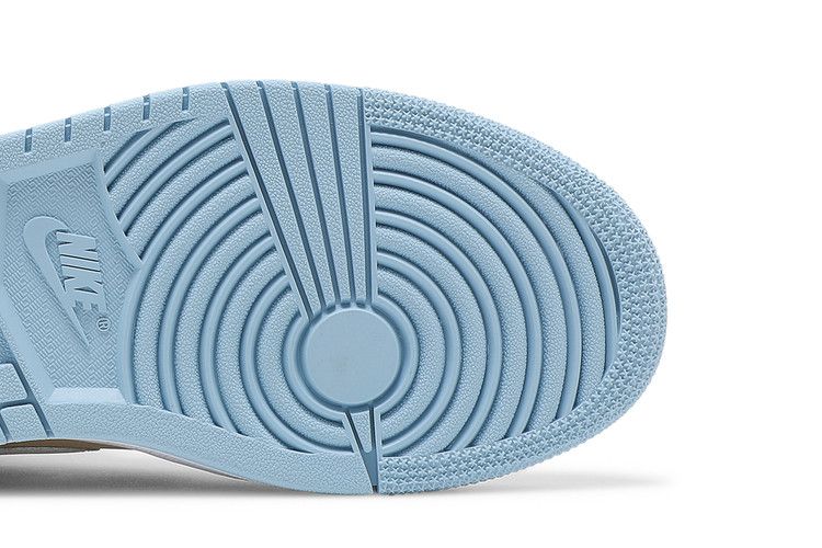 Jordan 1 Mid Sesame