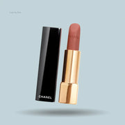 CHANEL
ROUGE ALLURE VELVET
Luminous Matte Lip Colour