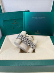 Rolex | Day-Date | 228239 | White gold | 40 mm | White gold | Green | Automatic