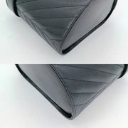 JR289 - CHANEL Vintage Black Caviar Leather Chevron Cosmetic Bag