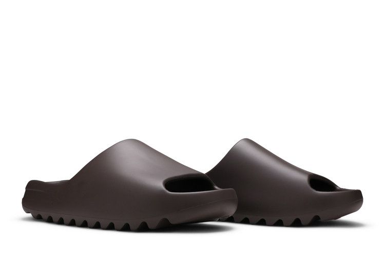 Yeezy Slides Soot 2021