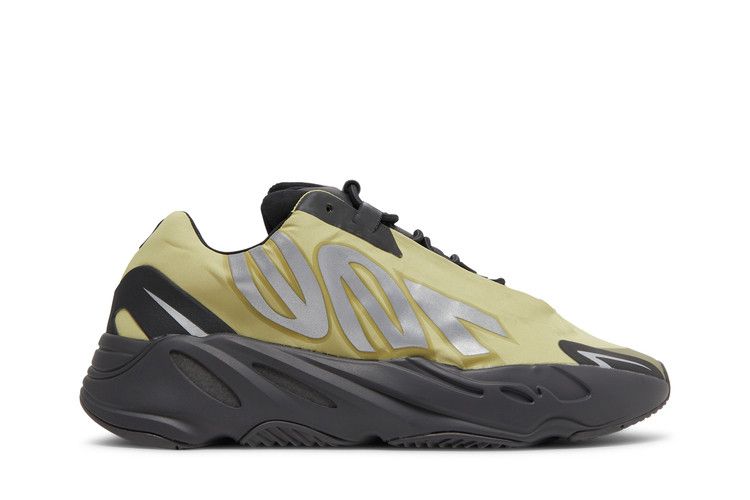 Yeezy Boost 700 Mnvn Resin