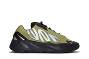 Yeezy Boost 700 Mnvn Resin