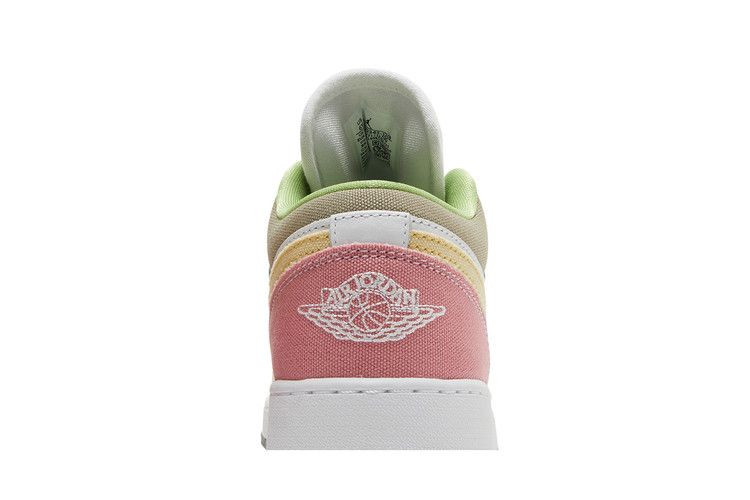 Air Jordan 1 Low SE GS Pastel Grind