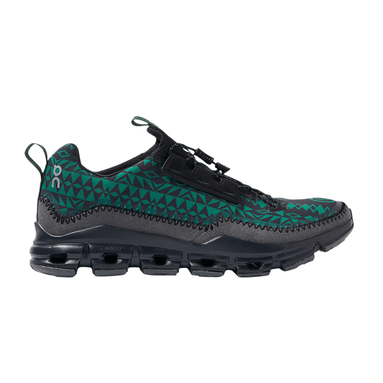 SOUTH2 WEST8 x Cloudaway Nepenthes - Black Evergreen