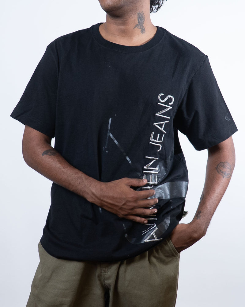 Calvin Klein Logo Embroidered Black T-Shirt (L)