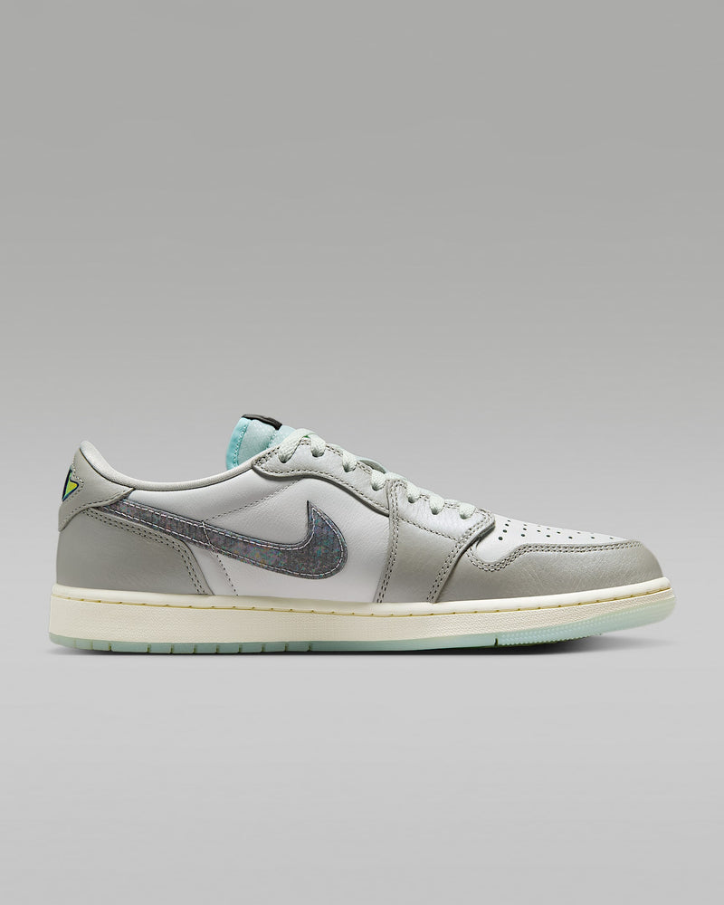 Air Jordan 1 Retro Low LNY
