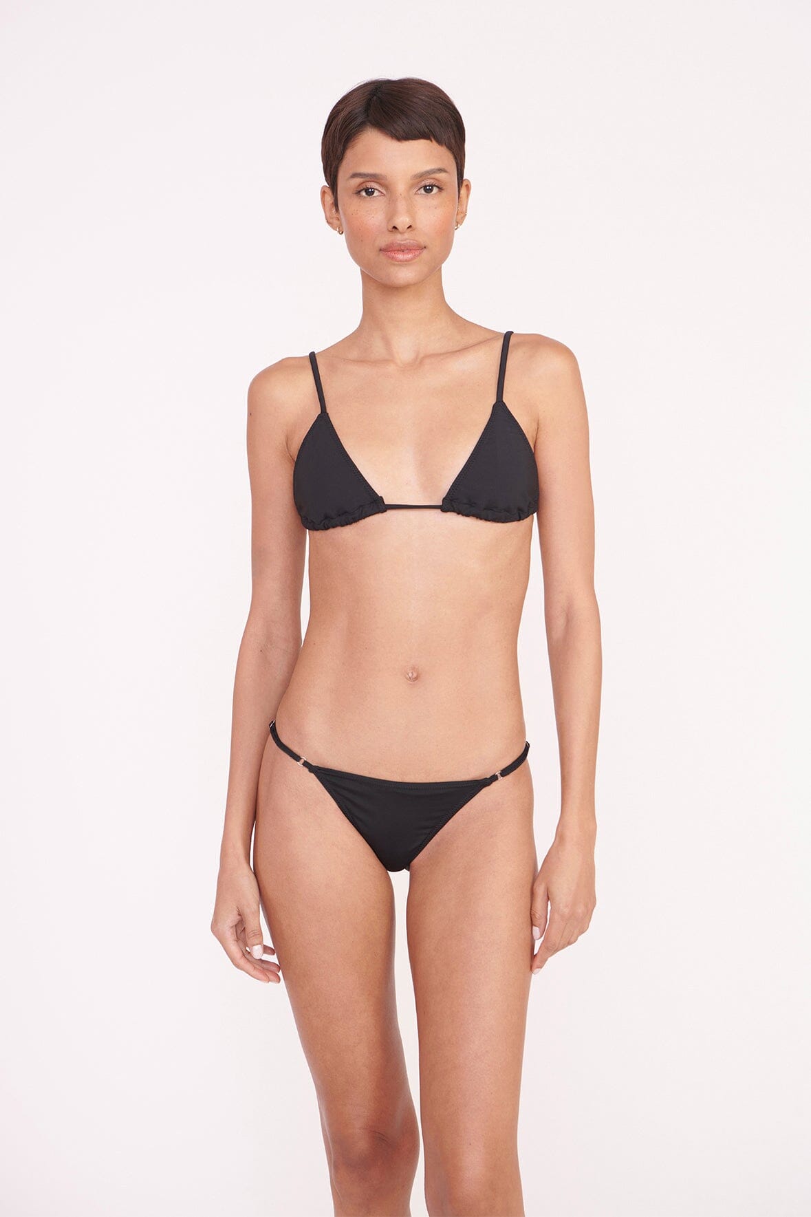 ALEXIS TRIANGLE TOP BLACK
