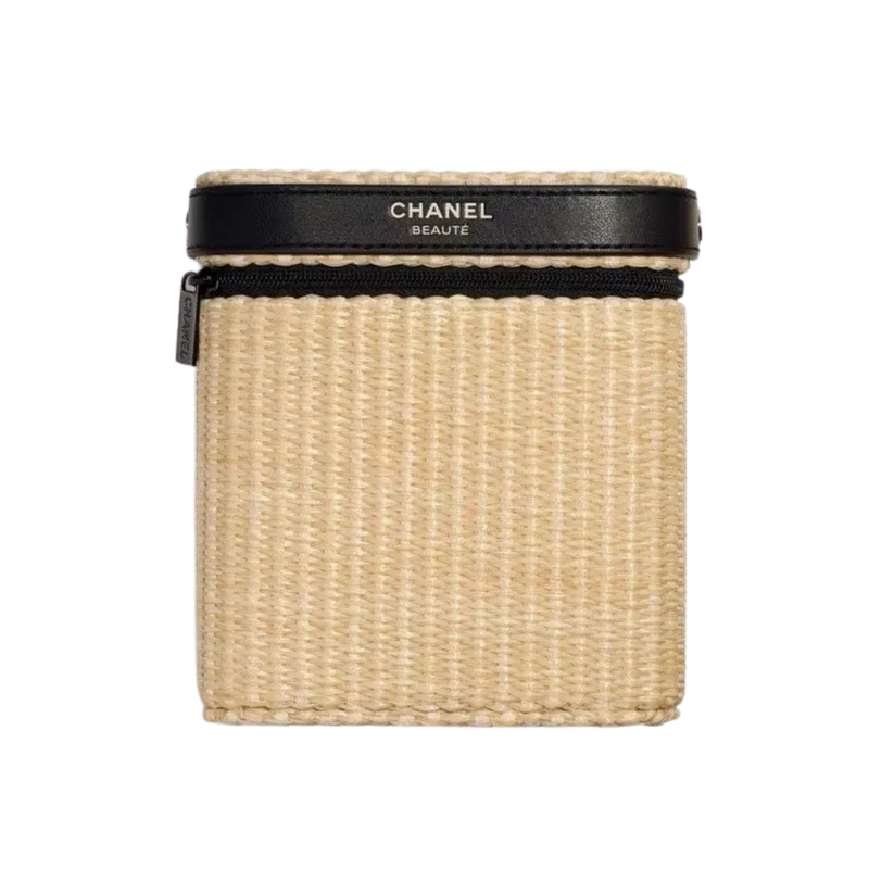 Chanel Les Beiges Summer Essential Makeup Bag