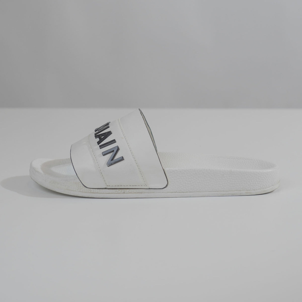 Balmain Paris White Sliders (UK 9.5)