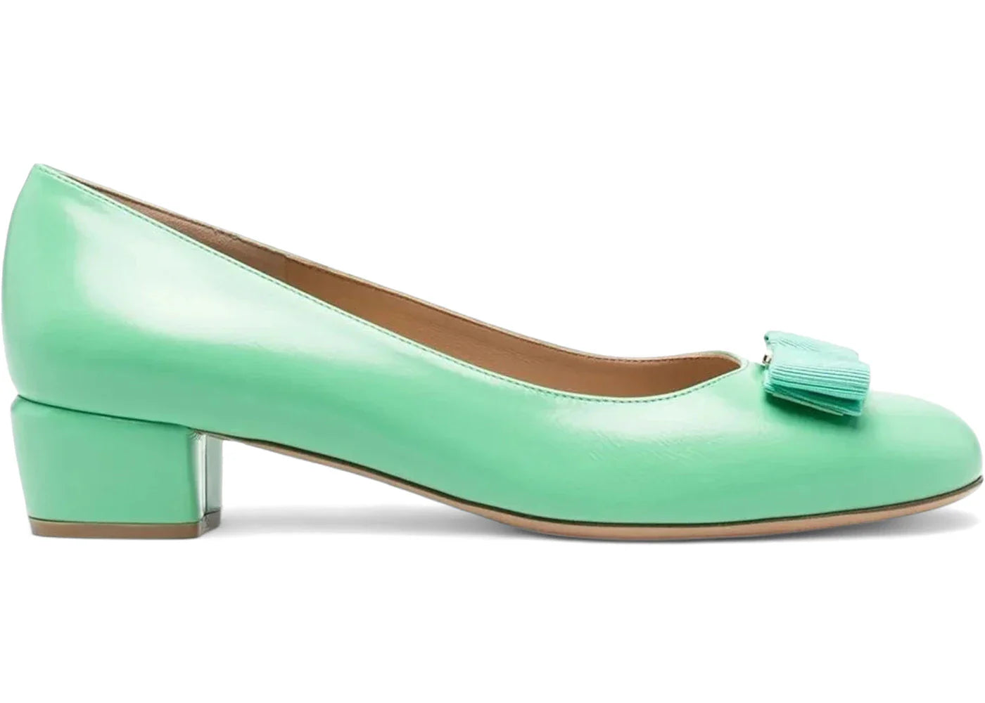 Ferragamo Vara Leather Pumps Green (Women's)