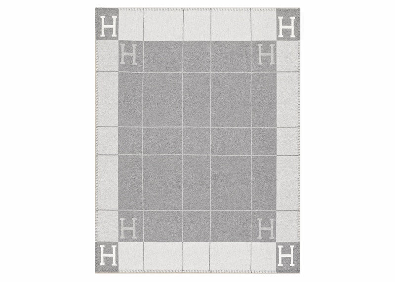 Hermes Avalon III Throw Blanket Ecru/Gris Clair