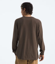 The North Face Men’s Evolution Simple Dome Regular Long-Sleeve Tee Smokey Brown