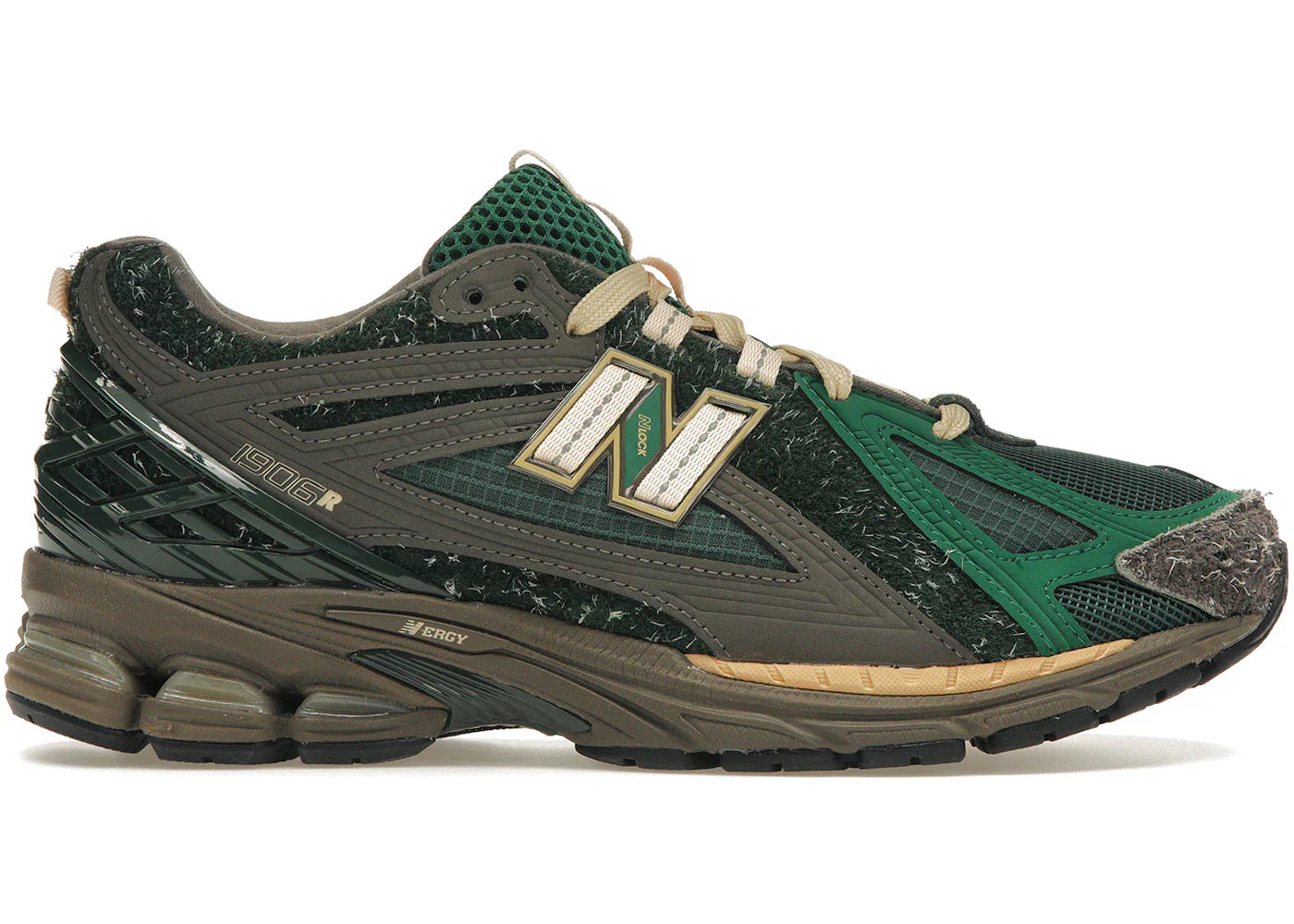 New Balance 1906R Size? Exclusive Diamond District Pack Green