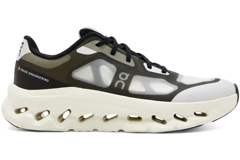 On Running Wmns Cloudtilt Remix Black Ivory