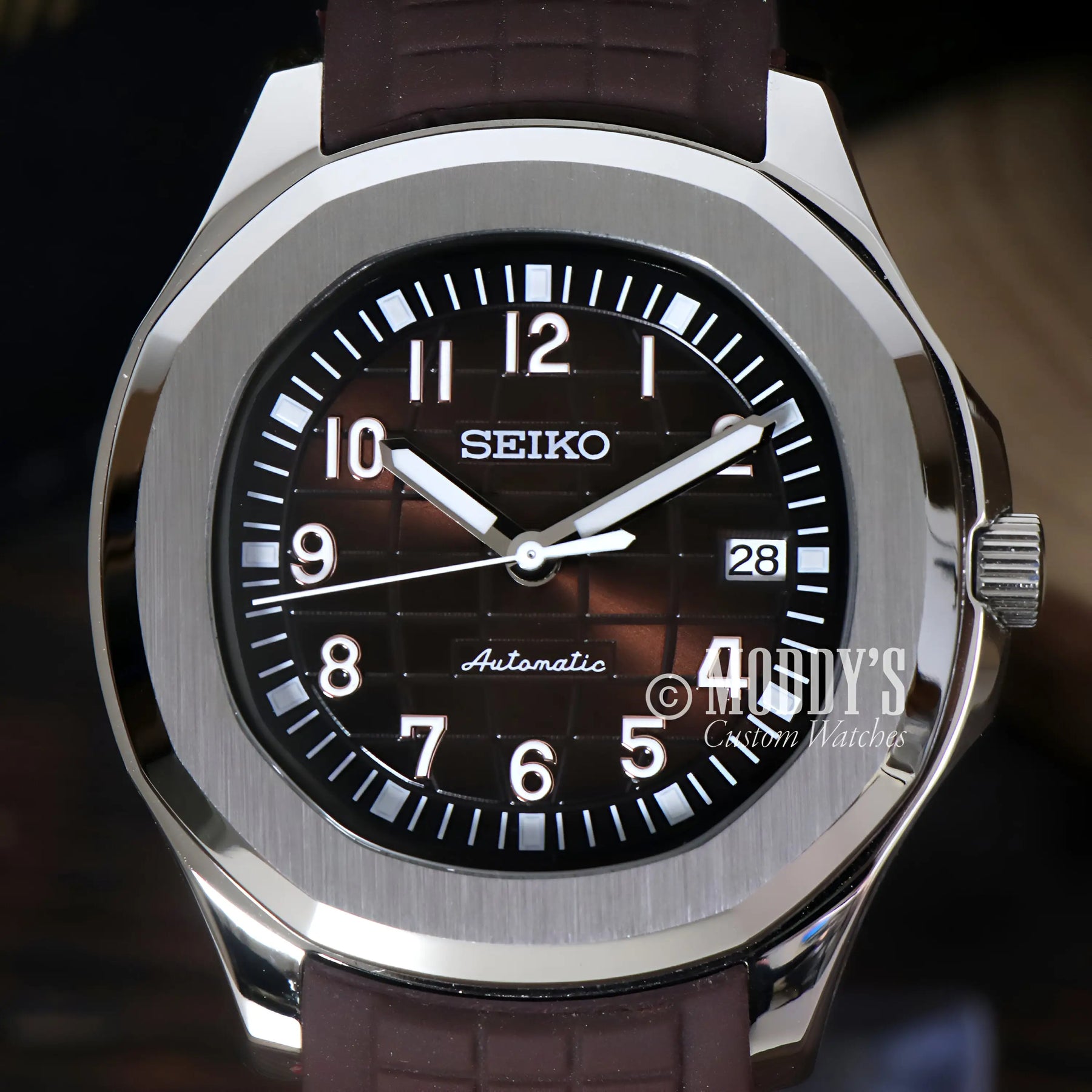 Seikonaut Brown