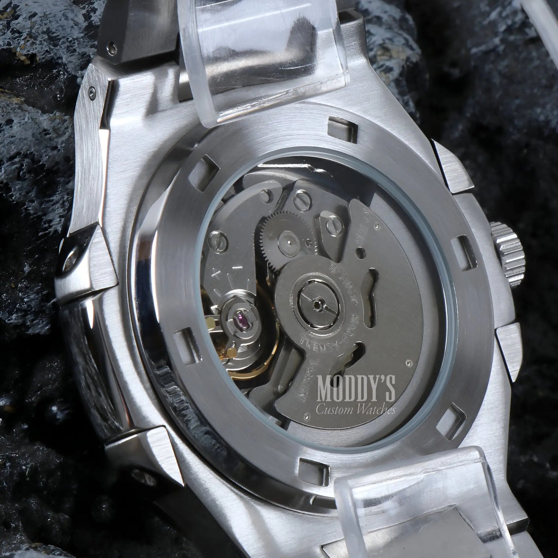 Nautiko Black Open Movement
