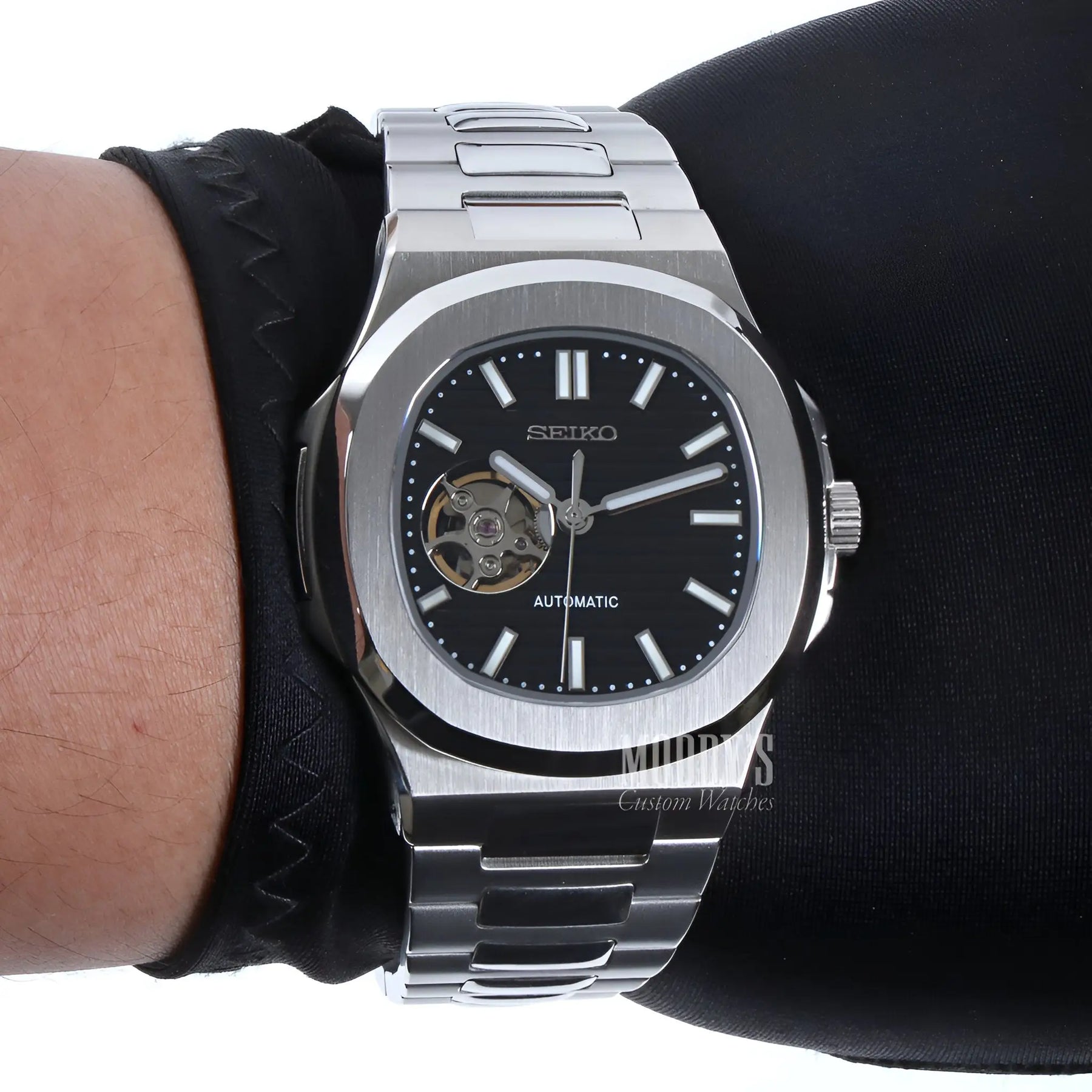 Nautiko Black Open Movement
