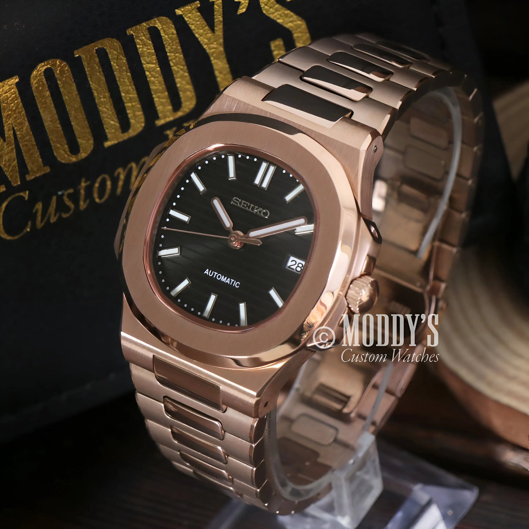 Nautiko Rose Gold Black