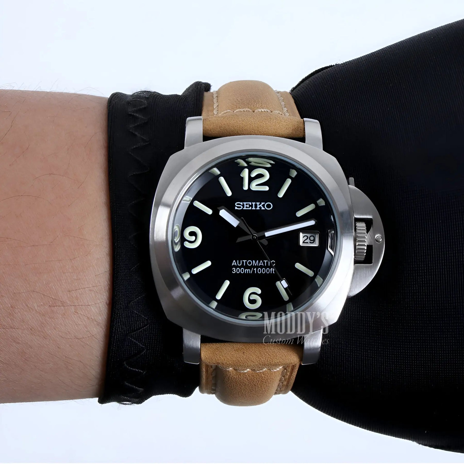 Paneiko Sand Leather