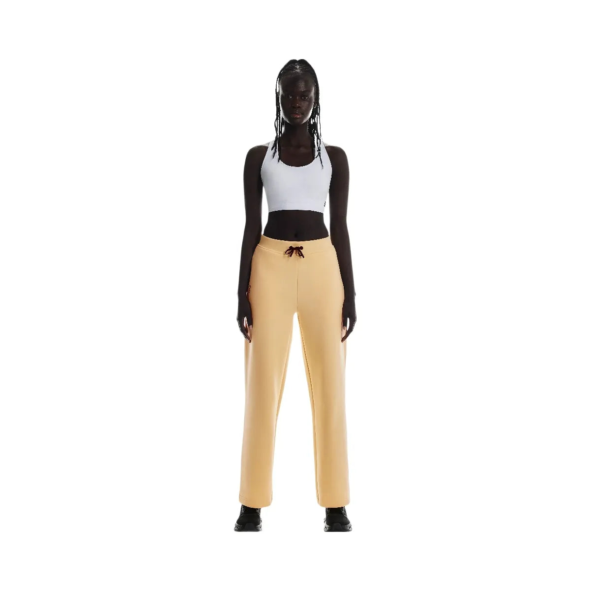 On Focus Tech Sweatpants Nectar