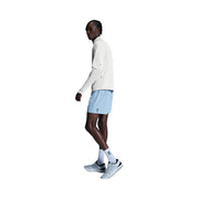 On 5" Performance Shorts Chambray