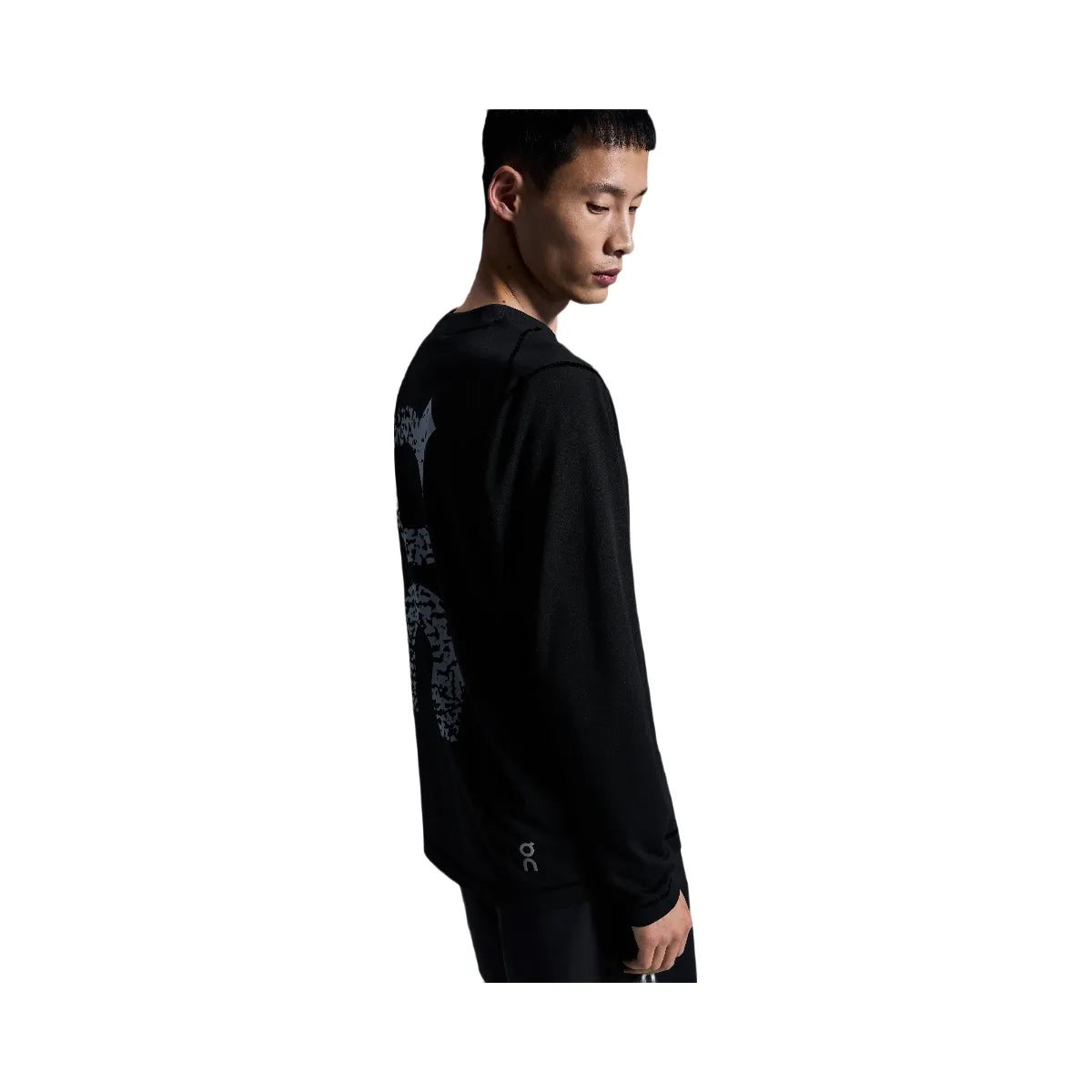 On Train Long-T Graphic Black