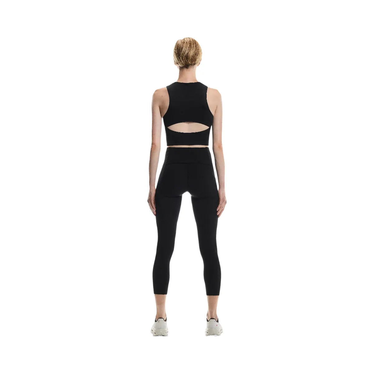 On Studio Open Back Crop Black