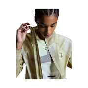 On Ultra Jacket White Caper