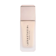 Impeccable Blurring Second Skin Matte Foundation