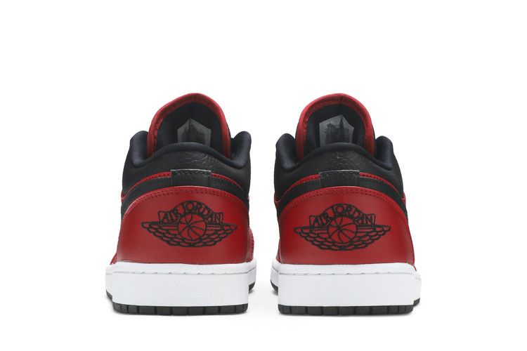 Air Jordan 1 Low Banned