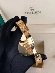 Rolex | Submariner | 116618LN | Yellow gold | 40 mm | Yellow gold | Black | Automatic