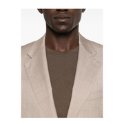 Single-breasted suit with micro jacquard