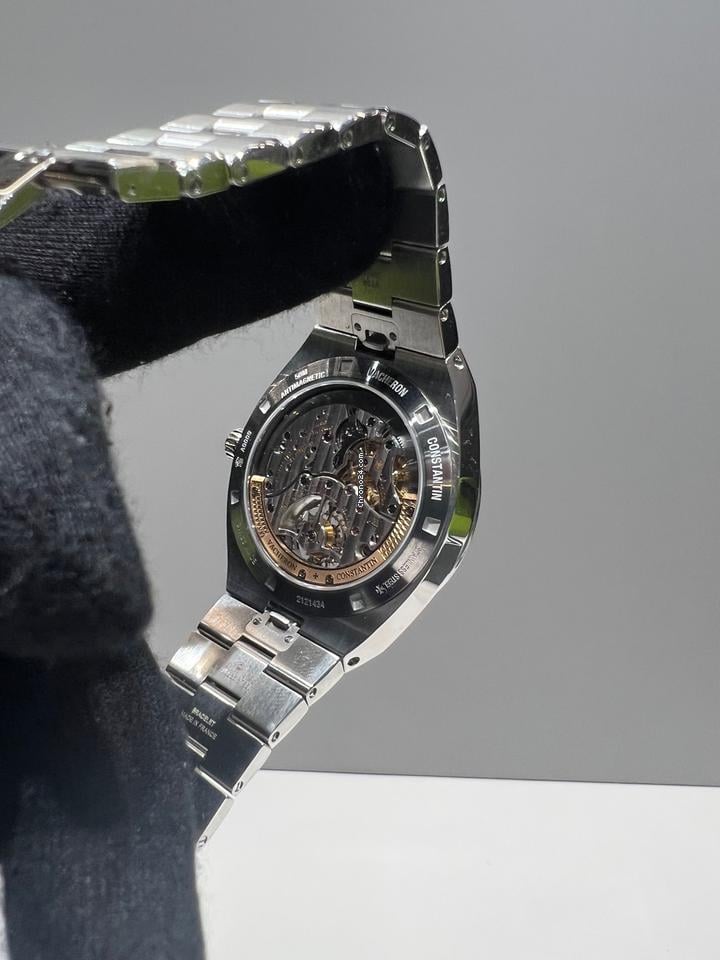 Vacheron Constantin Overseas