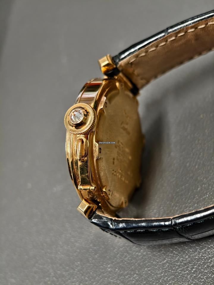 Cartier Pasha