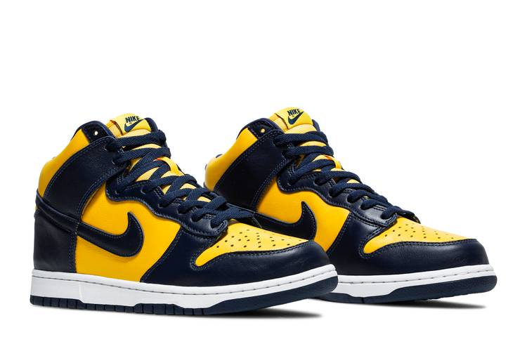 Dunk High SP Michigan