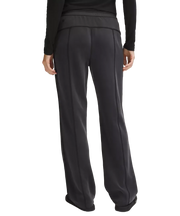 Lululemon Softstreme High-Rise Pant Shorts Black