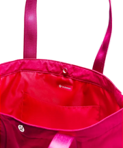 Lululemon Daily Multi-Pocket Tote Bag 20L Passionate/Ripened Raspberry