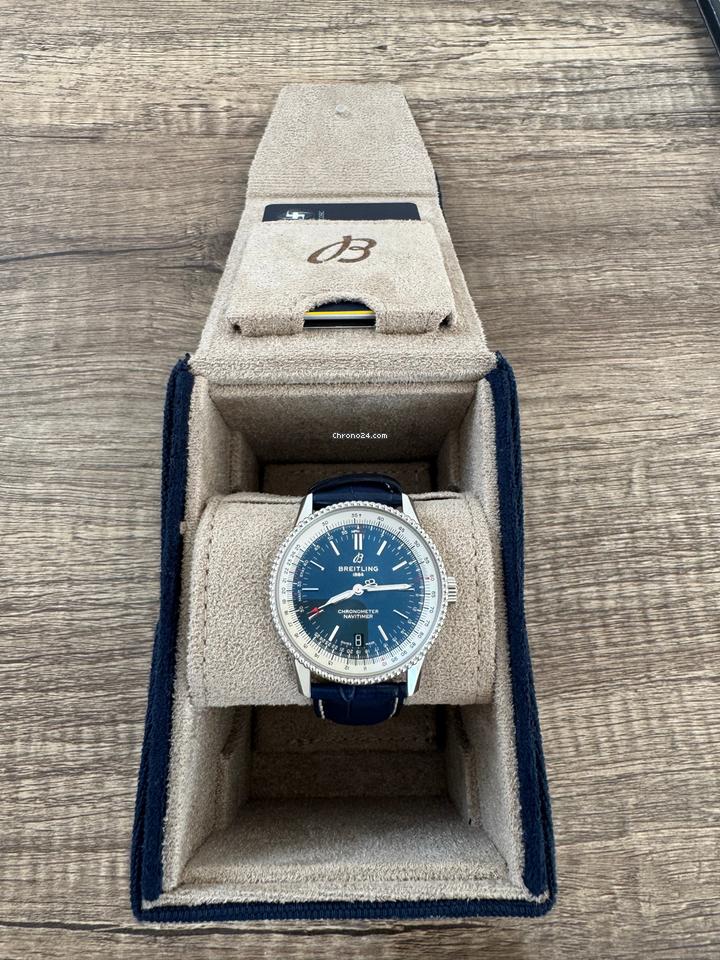 Breitling Navitimer