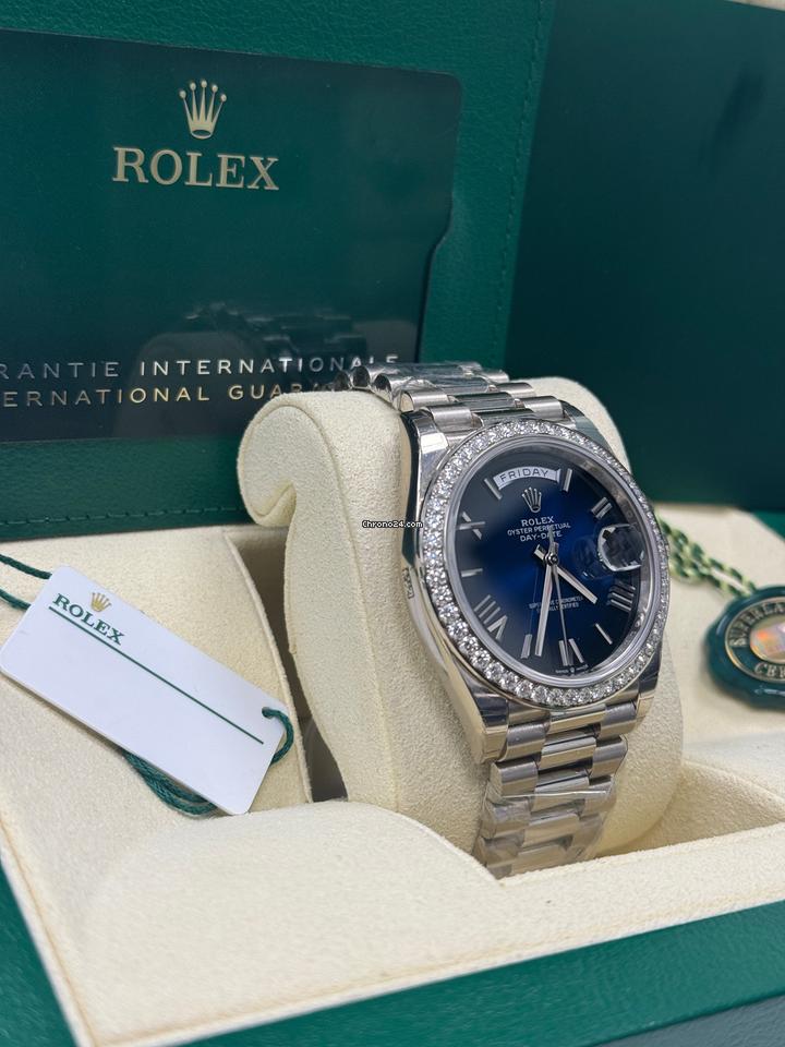 Rolex | Day-Date | 228349RBR | White gold | 40 x 48 mm | White gold | Blue | Automatic
