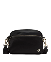 Lululemon Everywhere Crossbody Bag 2L Metal Hardwar Black/Golde