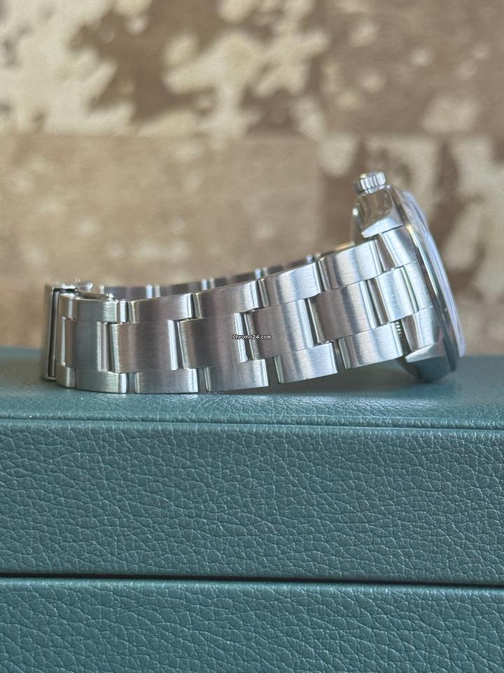 Rolex | Oyster Perpetual | 15200 | Steel | 34 mm | Steel | Black | Automatic