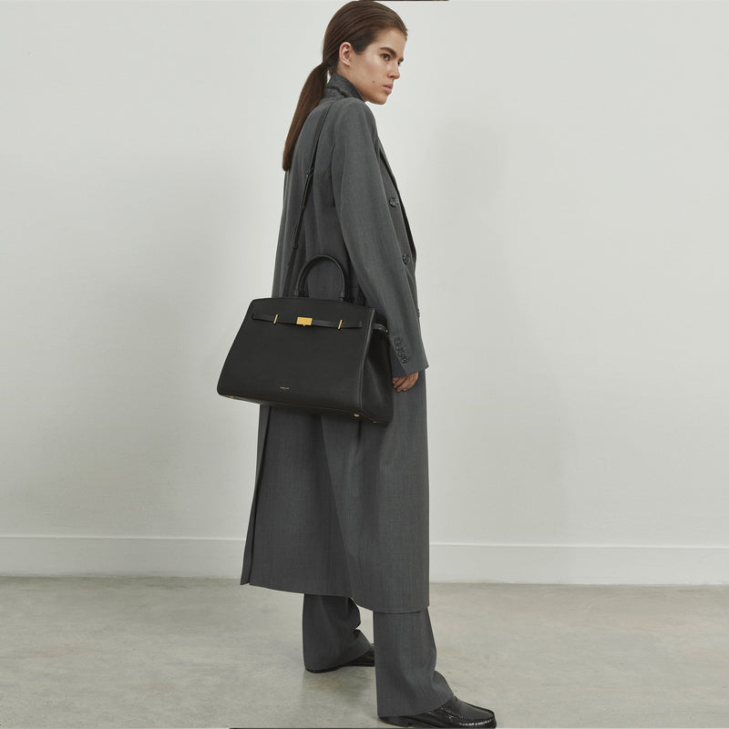DeMellier The Hudson burgundy small grain