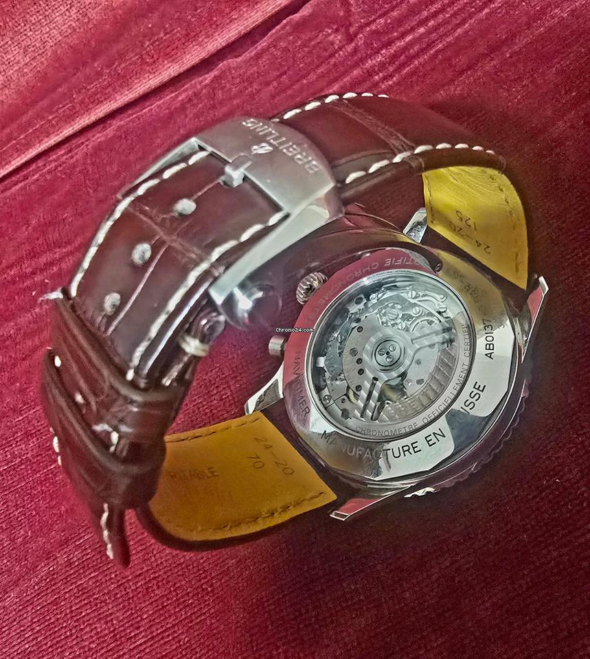 Breitling Navitimer B01 Chronograph 46 Superbe Breitling Navitimer B01