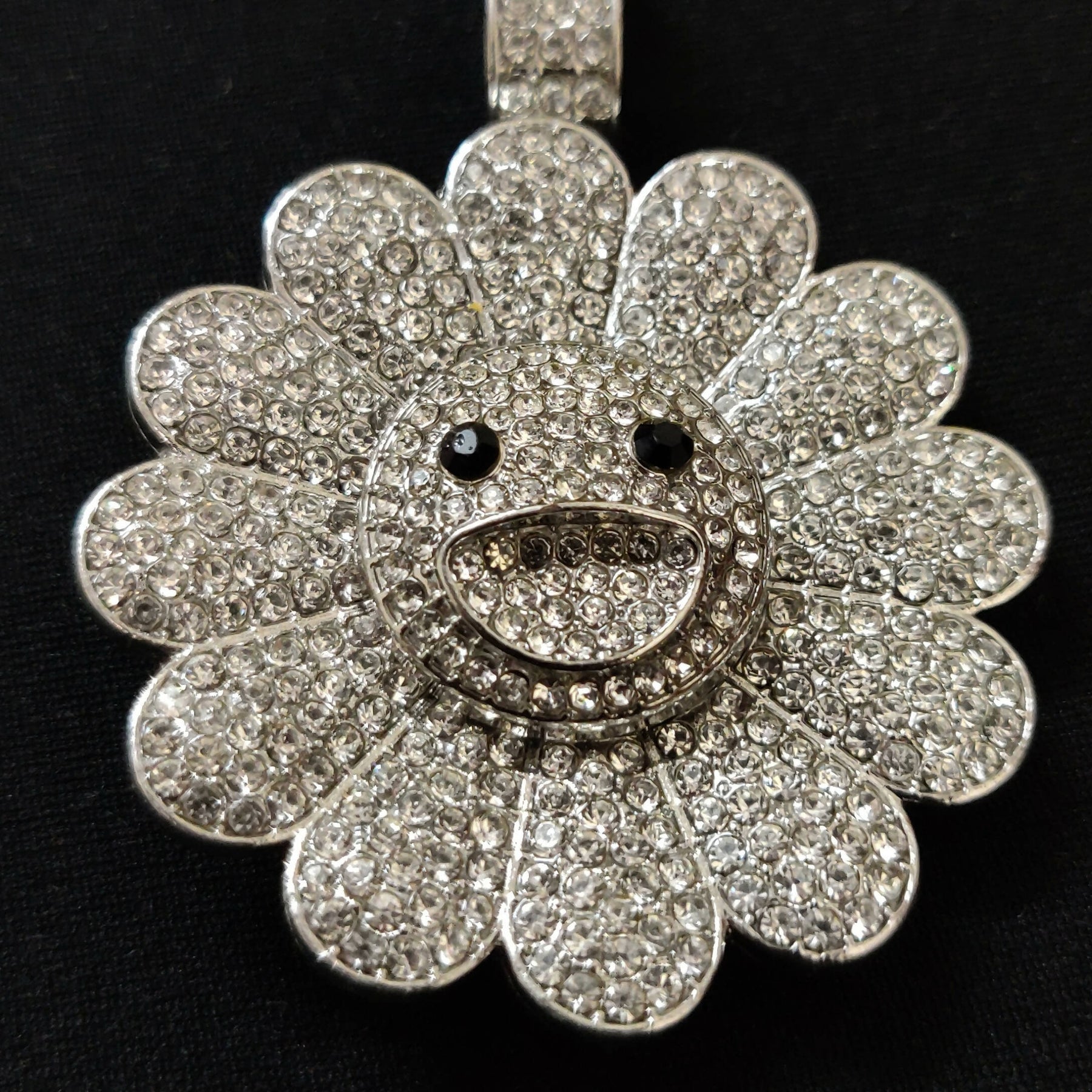 MURAKAMI FLOWER ICED OUT PENDANT (SILVER)