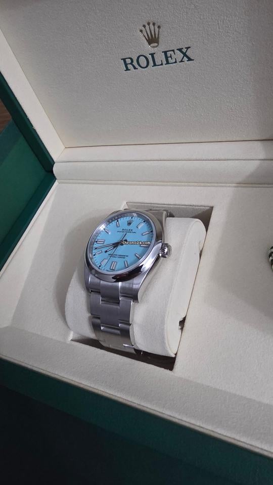Rolex | Oyster Perpetual | 126000 | 36 mm | Steel | Turquoise | Automatic
