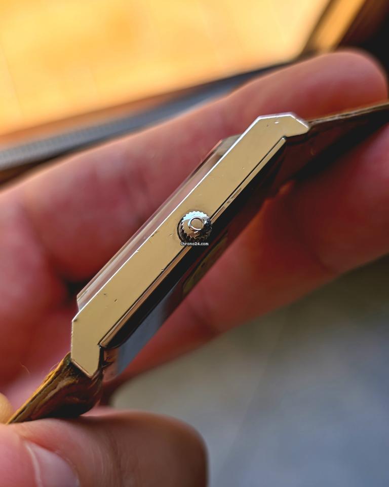 Omega De Ville