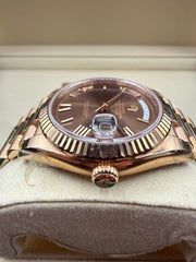 Rolex | Day-Date | 228235 | Rose gold | 40 mm | Rose gold | Brown | Automatic