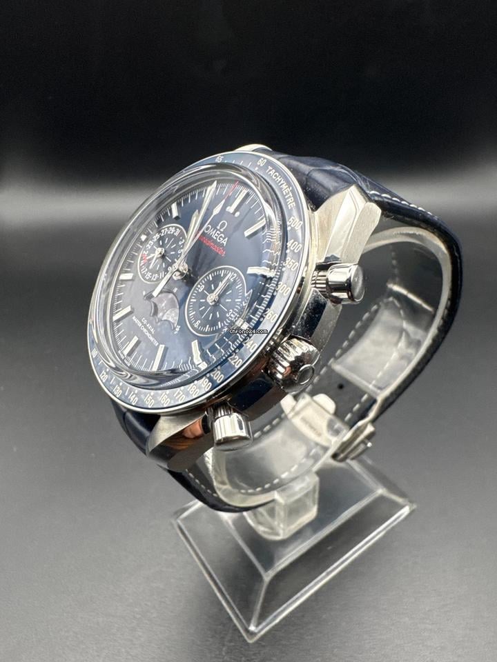 Omega Speedmaster Moonphase Moonwatch